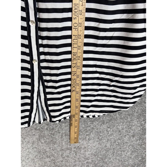 Chicos Long Sleeve Splice Striped Button Up Tunic Top Womens‎ Size 2 US Sz 12/14 - Picture 6 of 7